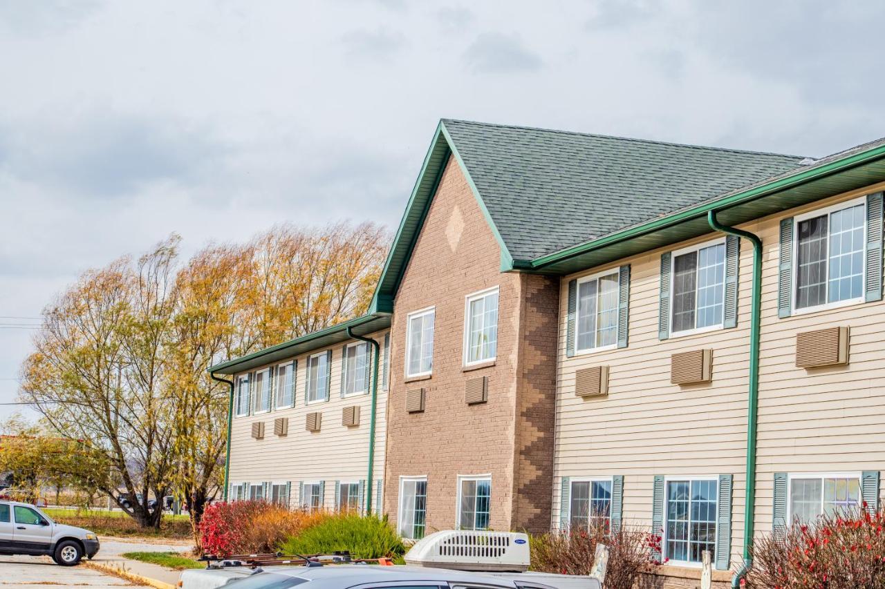 Colfax Inn Exterior photo